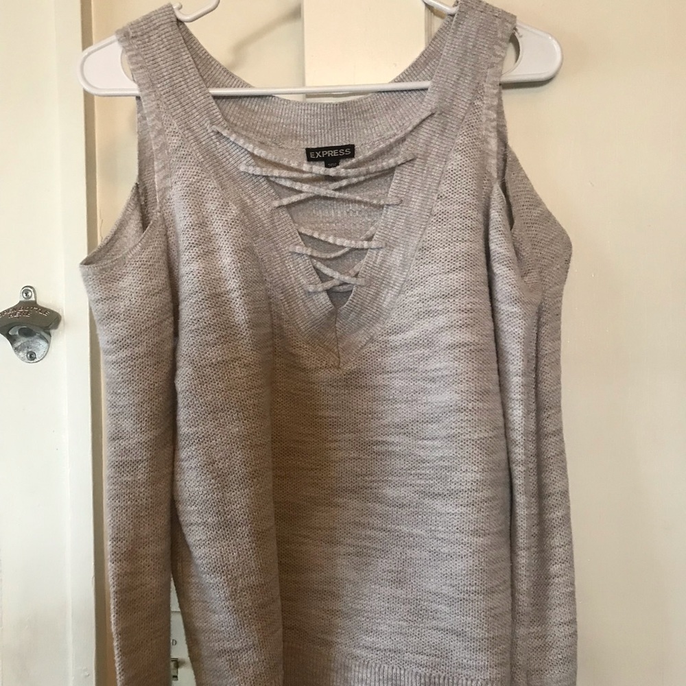 NWOT Express cold shoulder sweater